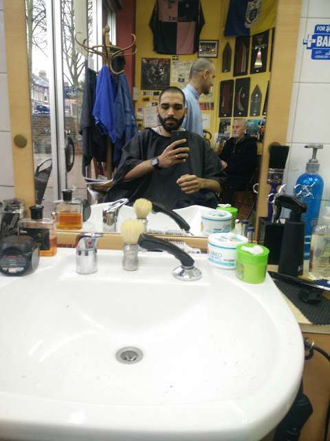 Barry Road Barbers photo