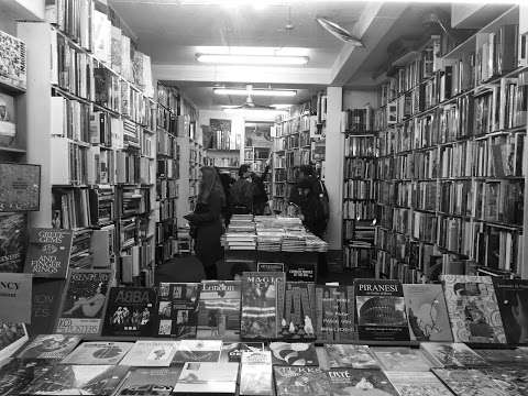Henry Pordes Books Ltd photo