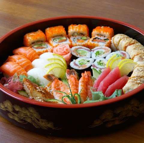 The Sushi Chef - London Sushi Chef Hire, Nobu, Sushi Catering, Dim Sum caterers , Japanese Caterers photo